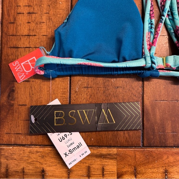 *NWT* B.Swim Luau Pineapple Print Turquoise Bikini Top, Size XS, Swimsuit, Aqua - Picture 4 of 6